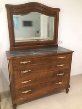 Cassettiera antica con