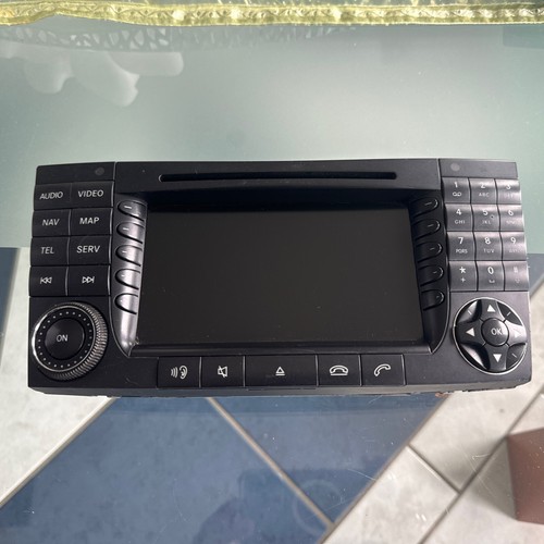 Mercedes w211 w219 - w211, monitor