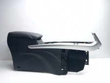 969108008R BRACCIOLO CENTRALE / 569617 PER RENAULT KADJAR BOSE EDITION