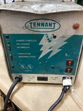 CARICABATTERIE TENNANT