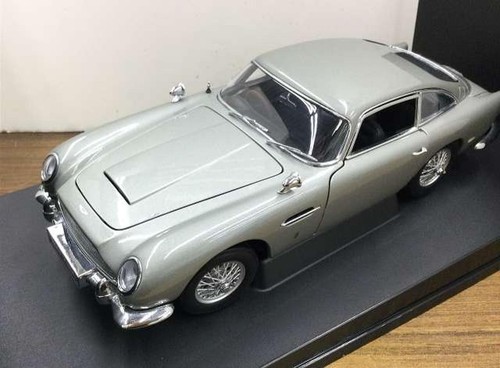 Autoart aston martin db5 - autoart,