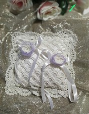 Cuscino portafedi fatto a mano