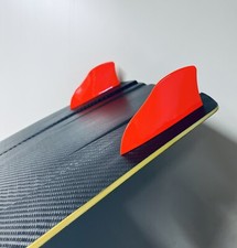 4 aquiloni finlandesi - laccati rosso chiaro + 8 viti (M6)