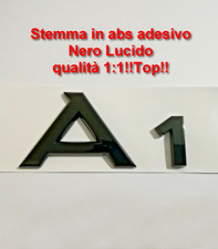 STEMMA TARGHETTA SCRITTA LOGO BAULE POSTERIORE COMPATIBILE AUDI A1 NERO LUCIDO