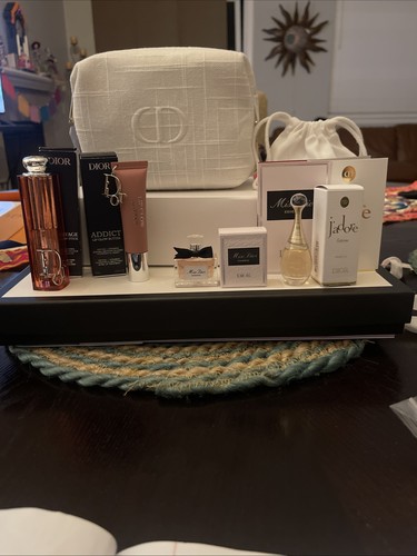Dior beauty white logo - beauty,
