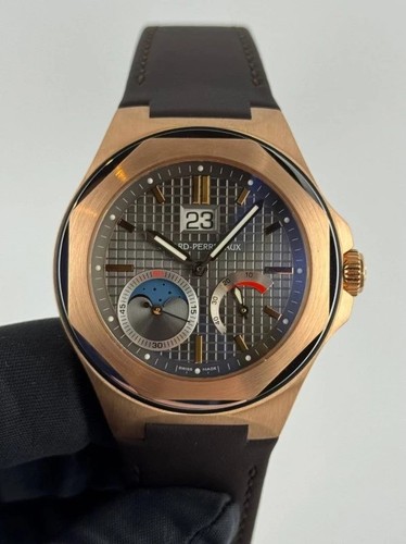 Girard perregaux laureato evo3 - girard,