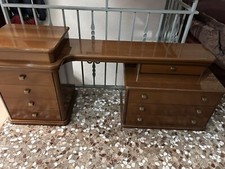 comò e cassettoni di noce , originale arte povera.