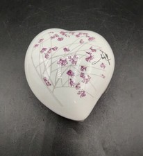 Italian Heart Shaped Hand