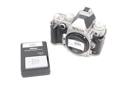 Used nikon digital slr body - digital,