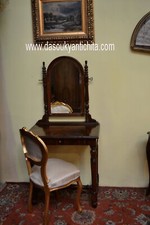 Toilette-petineuse in noce stile inglese con specchio basculante