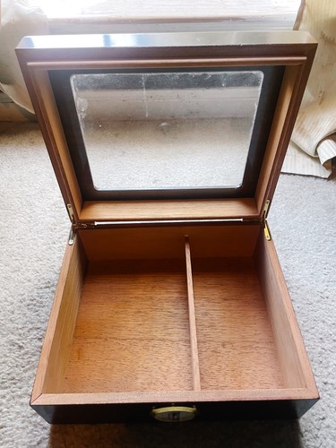 Qualitas traditum humidor - traditum,