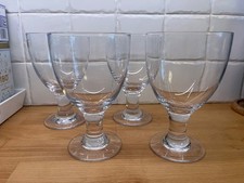 4 bicchieri birra vino acqua