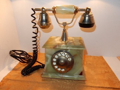 Bellissimo telefono rotante