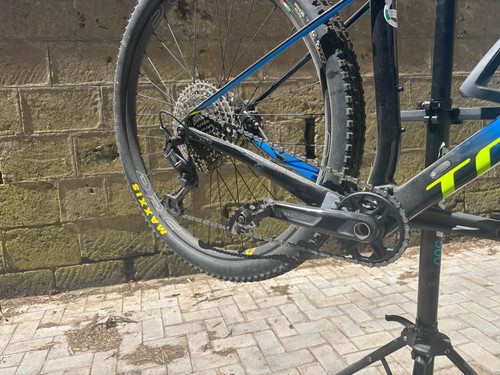 Bici trekking carbonio - da,