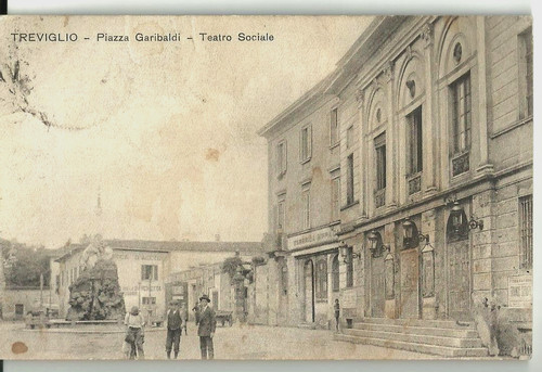 Treviglio piazza - ),