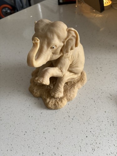 Statuina elefante resina