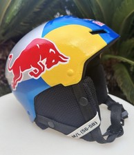 Casco Red Bull