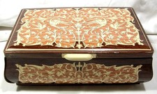 VECCHIA SCATOLA IN LATTA