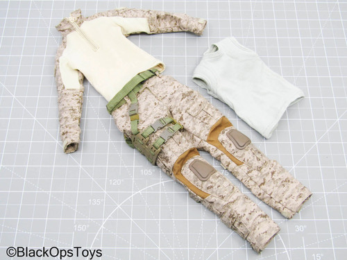 Uniforme combattimento - da,