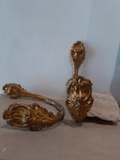 Coppia Di Reggitende Ambrasse