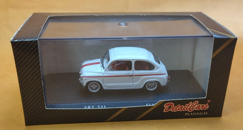 Dettaglio auto platino 311 - auto,
