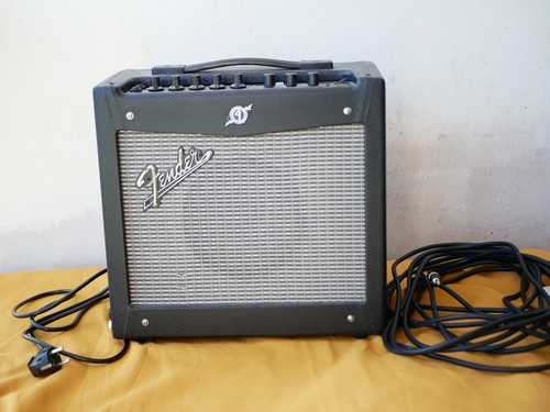Ampli guitare fender - ,