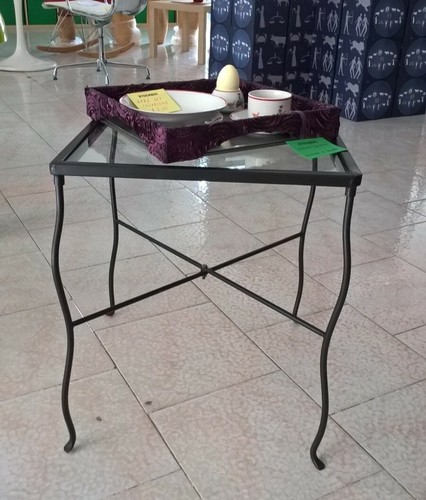 Tavolino modello luna - tavolino, ferro