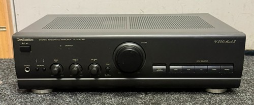 Technics v300 integrated - su-v300,