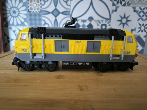Lego locomotive 7939 9v - lego,