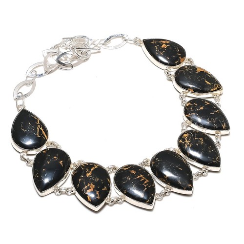 Collana con pietre preziose - , a