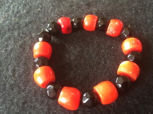 Bracciale elastico pietra
