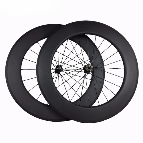 Set ruote 700c carbonio