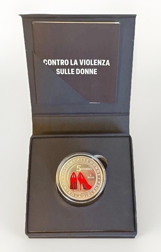 Moneta insieme alle donne - moneta,