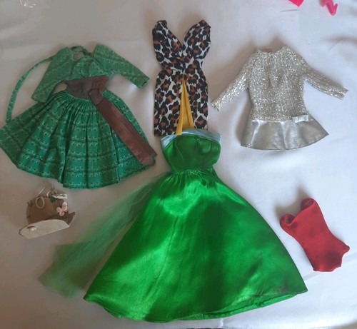 Lotto vestiti barbie con - vestiti,