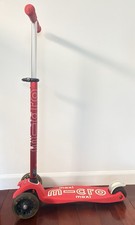 Micro Kickboard Maxi Deluxe