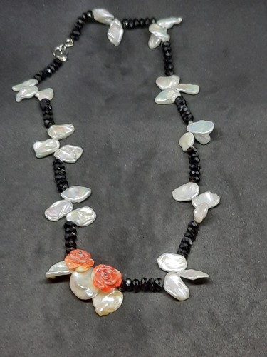 Collana con perle - , keshi