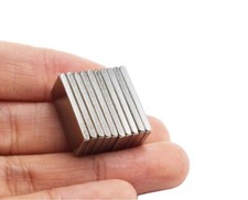 5 MAGNETI RETTANGOLARI