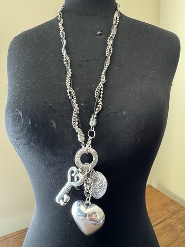 Collana lunga con cuore