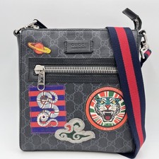 GUCCI Courier GG Supreme Borsa