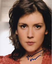 MELANIE LYNSKEY autografo