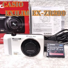 CASIO EXILIM EX-ZR200 usato in ottime condizioni, bianco, funzionante
