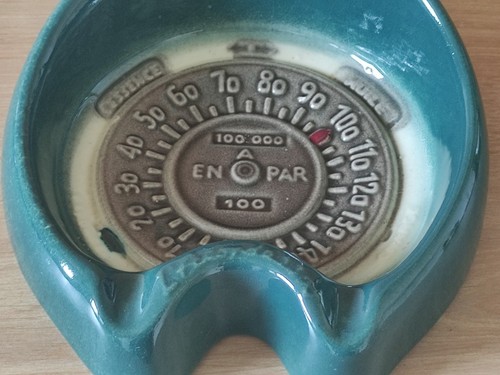 Superbe cendrier compteur - superbe,