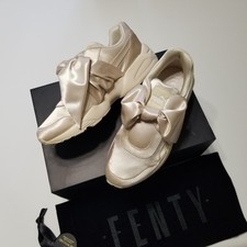 NIB PUMA X FENTY by Rihanna
