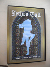 JETHRO TULL LIVING WITH THE