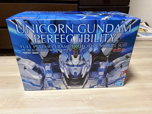 Bandai rx 0 unicorn - pg,