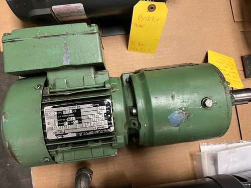 Sew eurodrive r40dt71k4 gear - sew, eurodrive,r40dt71k4,gear