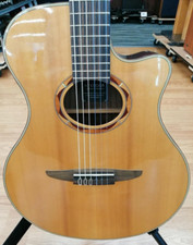 YAMAHA NTX-1200R Chitarra