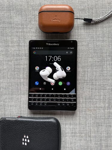 Blackberry passport q30 - blackberry,