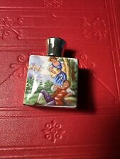 Antica bottiglia di profumo in