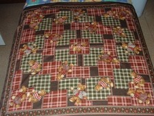 GRANDE FOULARD VINTAGE CON DECORAZIONI DI VARIO GENERE